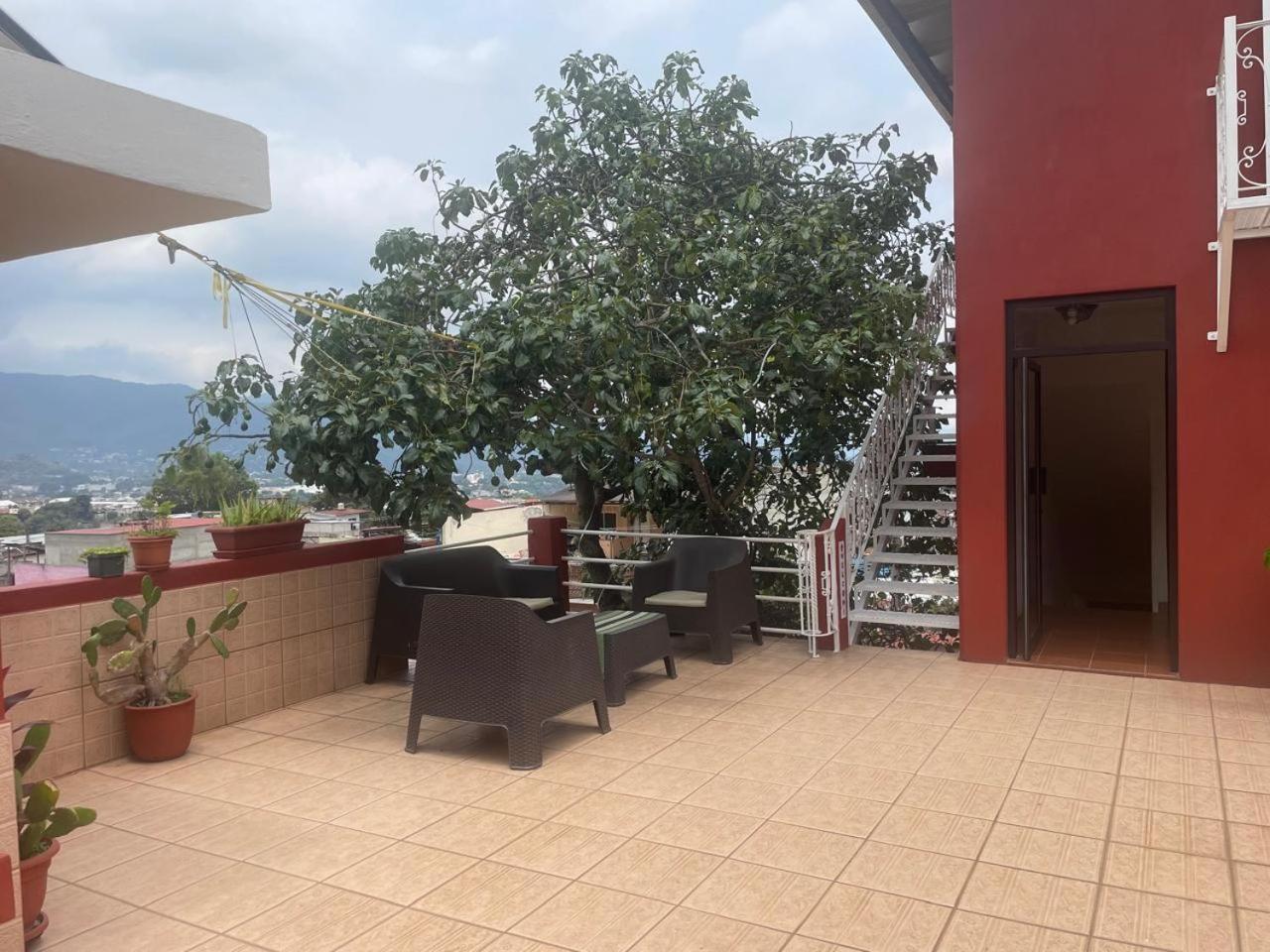 Life Builders Hostel Guatemala City Exterior photo
